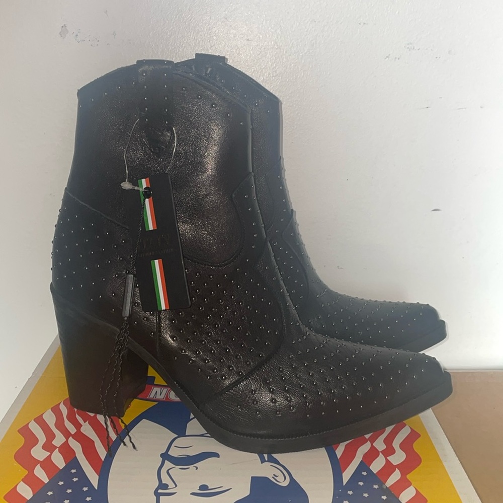 Emanuele Studded Black Ankle Boots size 39